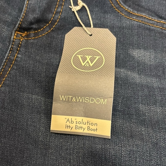 NWT Wit and Wisdom Itty Bitty Boot Jeans size 2 Women’s - Picture 2 of 8
